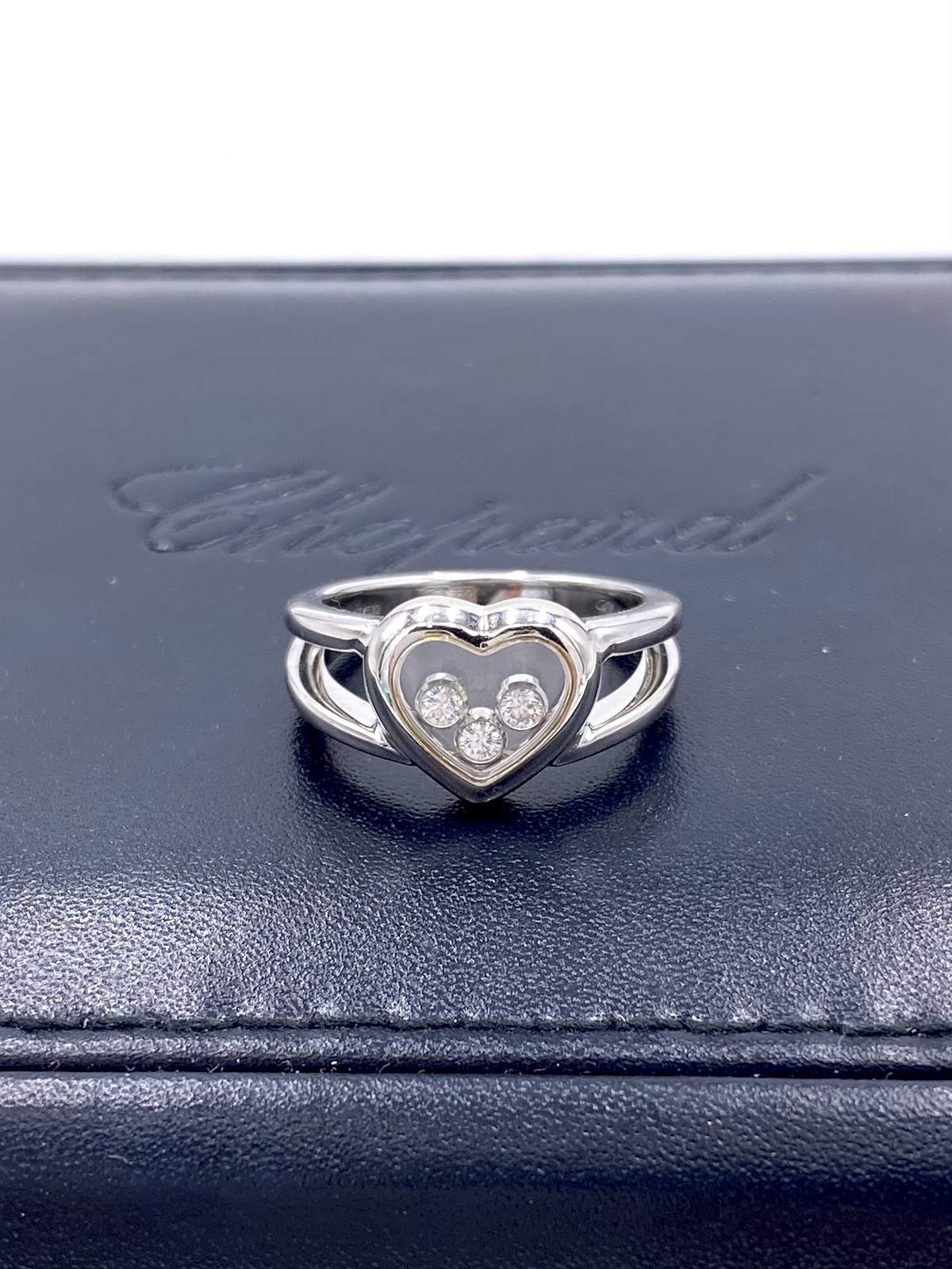 Кольцо Chopard Happy Diamonds Icons Heart