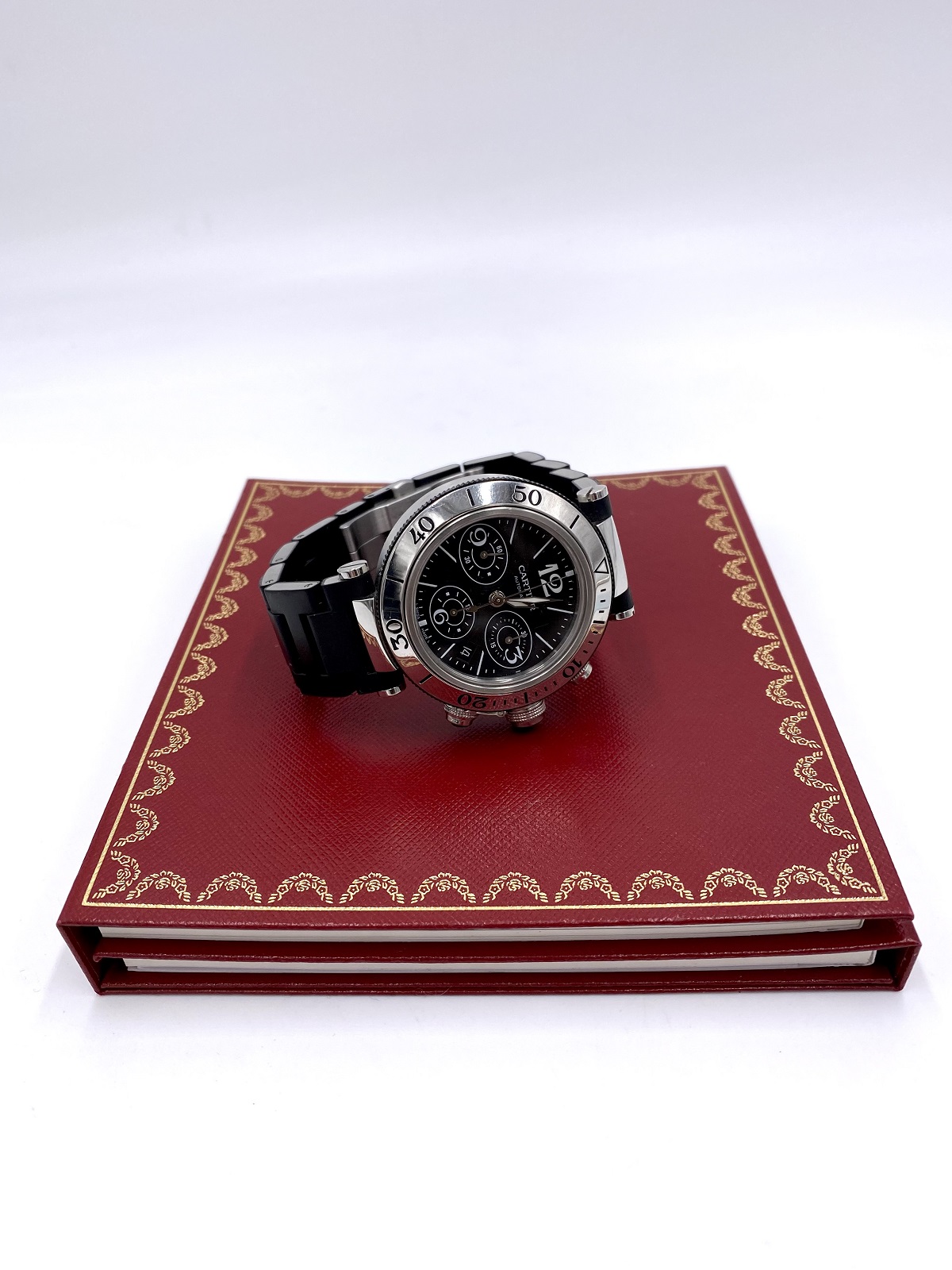 Часы Cartier Pasha Seatimer Chronograph
