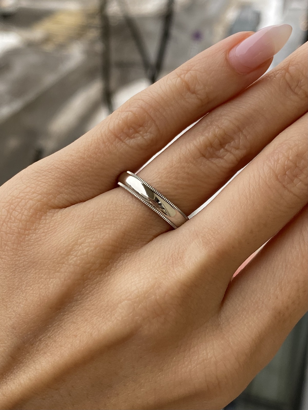 Обручальное кольцо Tiffany Milgrain