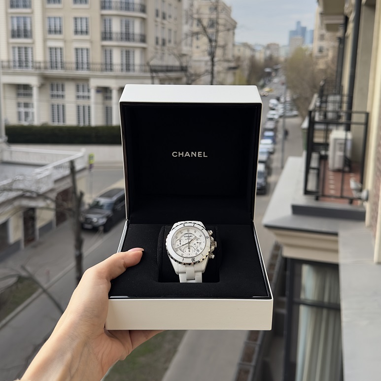 Часы Chanel J12 41mm
