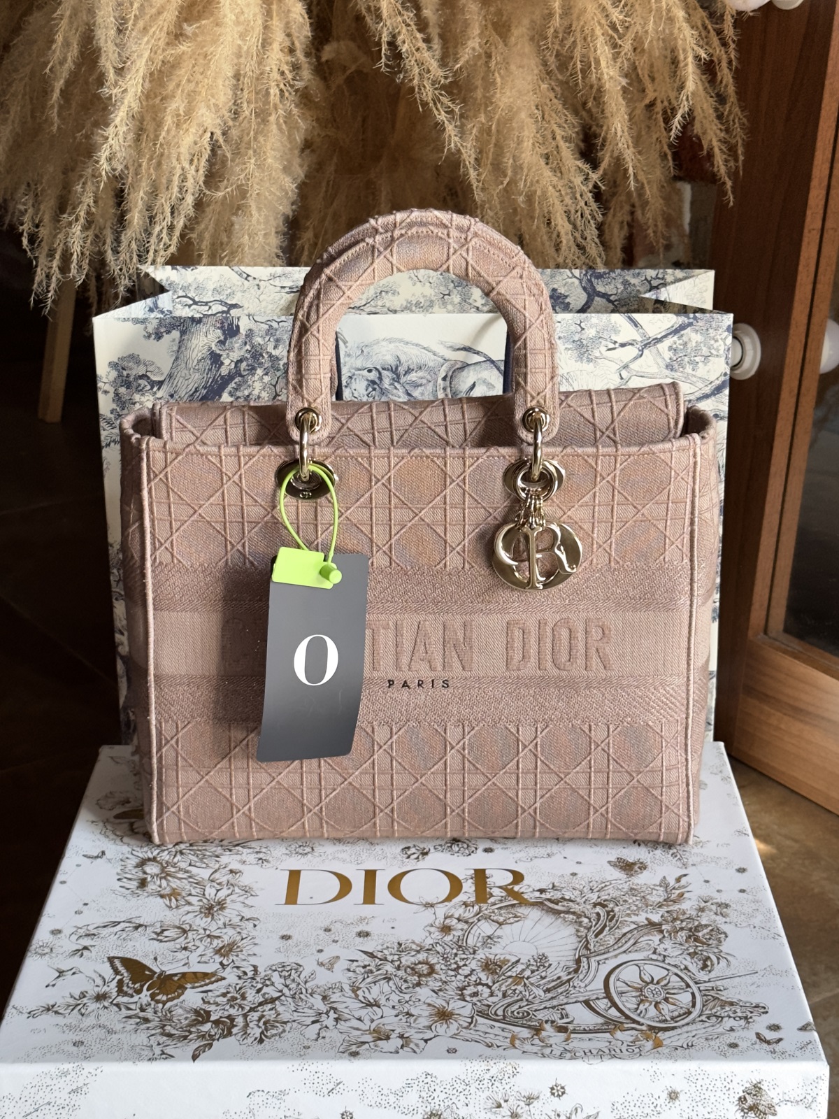Сумка Christian Dior Lady D-Lite